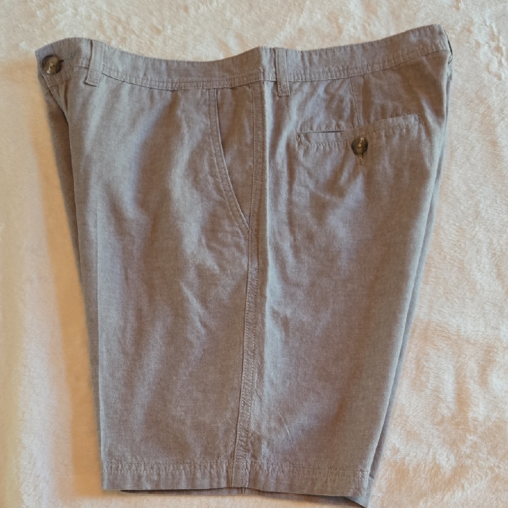 Wallin & Bros Men's 36" Graywash Casual Shorts Understated Class